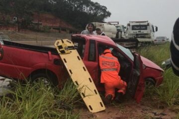 Homem morre e mulher fica ferida em acidente na BR-381