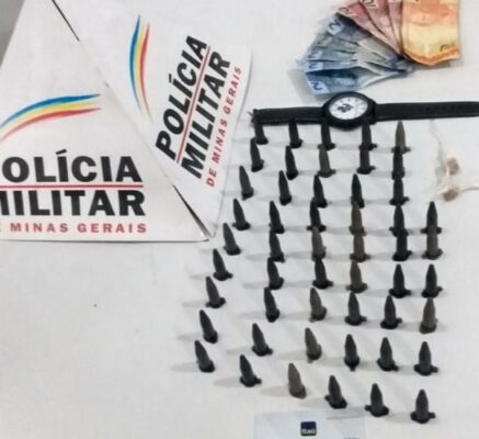 policia-militar-apreende-pinos-de-cocaina-no-madre-maria-de-jesus
