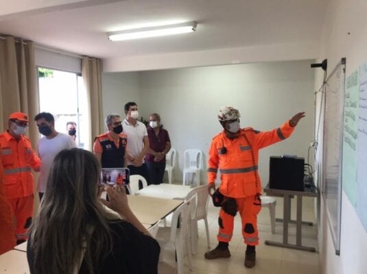 Operações de resgate em Santa Maria de Itabira seguem com 54 profissionais em campo