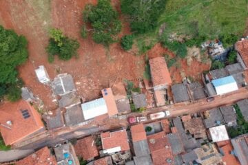 Deslizamentos: Corpo de Bombeiros e Defesa Civil monitoram Santa Maria de Itabira