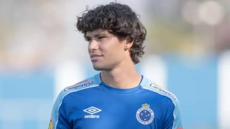 Ex-lateral do Cruzeiro está muito próximo de acertar com o Atlético-MG