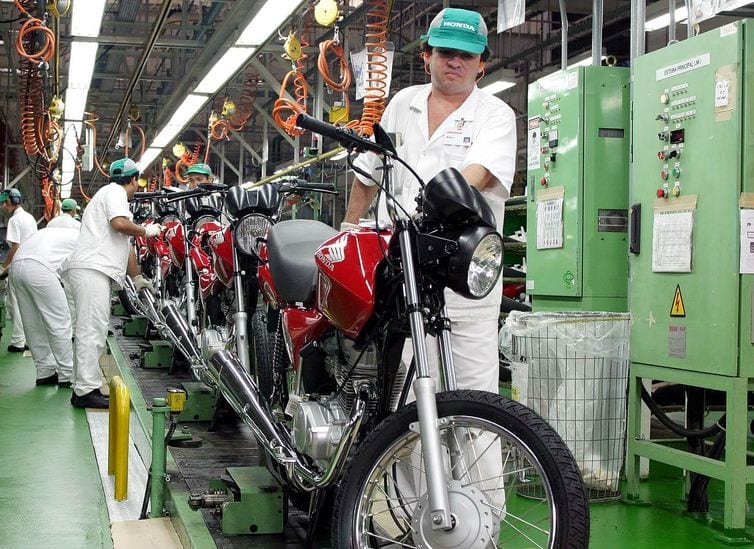 Ipea: consumo de bens industriais subiu 3,6% em dezembro Ipea: consumo de bens industriais subiu 3,6% em dezembro
