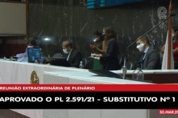 ALMG aprova e Estado recrutará voluntários e aposentados contra Covid