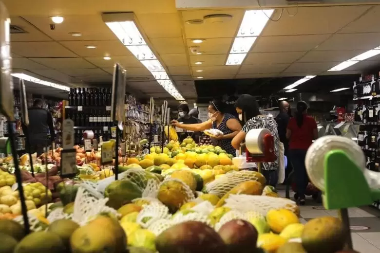Supermercados registram alta 12% nas vendas de janeiro