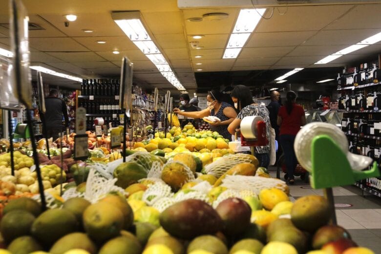 Supermercados registram alta 12% nas vendas de janeiro