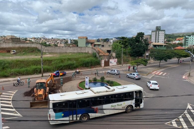 Atenção, motoristas: Mauro Ribeiro passa por obras nesta terça-feira