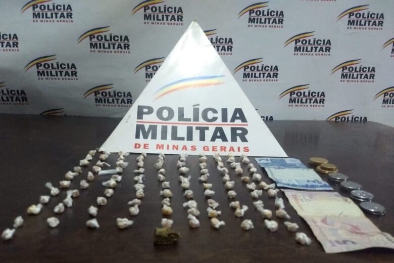 Polícia Militar faz apreensão de drogas em Santa Bárbara