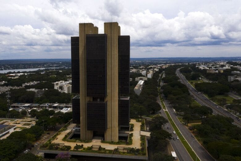 Mercado diminui projeção para crescimento da economia em 2021