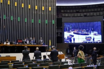 Câmara começa sessão para votar PEC Emergencial em segundo turno
