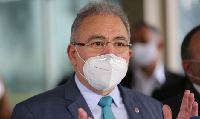 Covid: novo ministro da Saúde defende distanciamento para diminuir óbitos