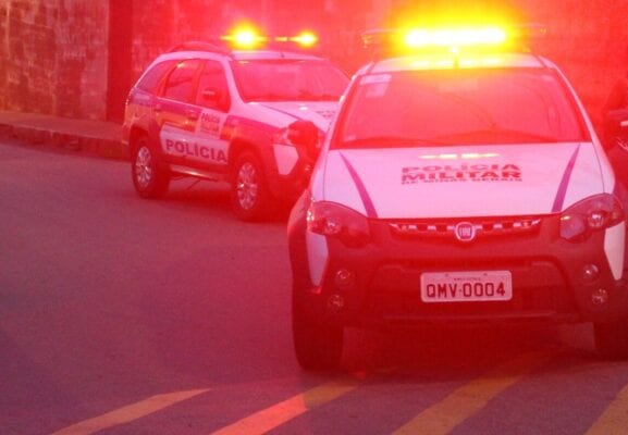 homem-e-preso-por-furtar-portao-de-residencia-em-itabira