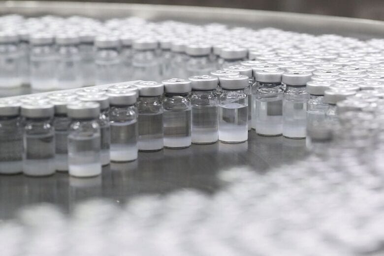 Butantan entrega mais 1 milhão de doses de vacina contra covid-19