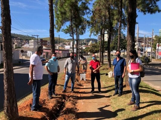 Castelo Branco recebe modernização na iluminação em Monlevade
