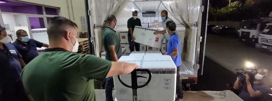 Estado recebe 589.800 doses e vai ampliar imunização de idosos e Forças de Segurança