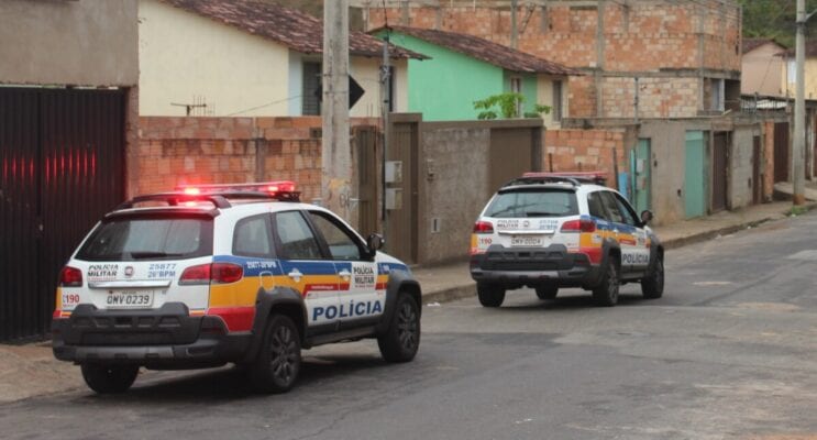 janela-de-residencia-e-atingida-por-tiros-no-monsenhor-jose-lopes