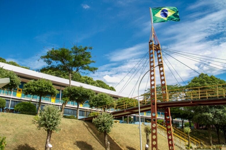 Unileste é avaliada como melhor instituição de ensino superior privada do Vale do Aço