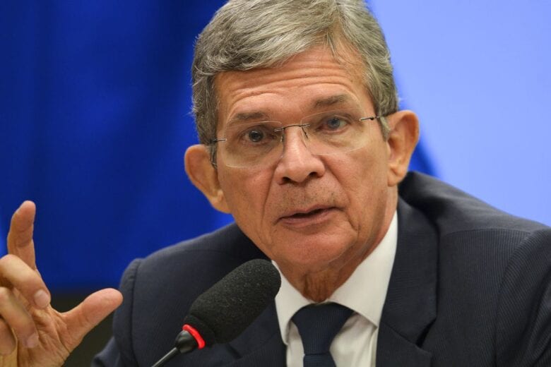 General Silva e Luna toma posse como presidente da Petrobras
