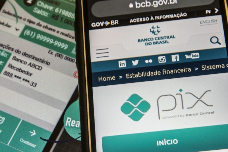 Banco Central abre consultas para saques e trocos via Pix