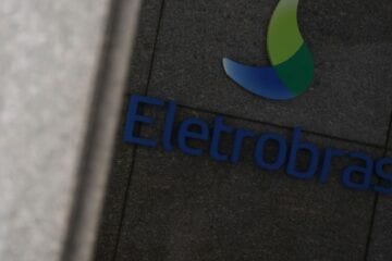 Privatização da Eletrobras pode ocorrer até meados de agosto