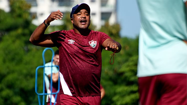 Fluminense joga por empate contra Portuguesa por vaga na final