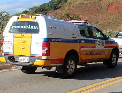 Adolescente é abordado pilotando motocicleta após usar maconha