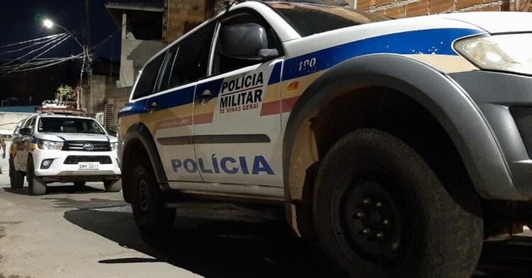homem-e-socorrido-em-estado-grave-apos-ser-baleado-no-pedreira