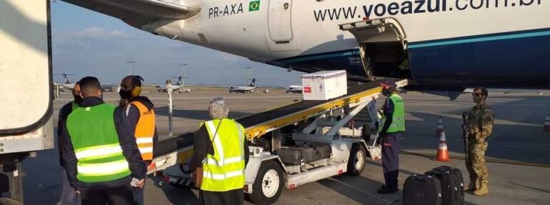 Minas distribui mais de 700 mil doses de vacinas contra a Covid-19
