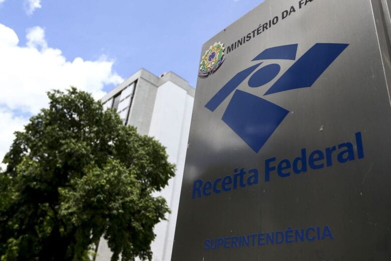 PF e Receita miram em contribuintes que fraudaram dados