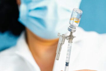 Minas avança na vacinação e é o 6º estado do país em imunização contra a covid