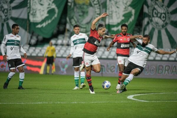 Flamengo aciona STJD para parar o Brasileirão durante a Copa América