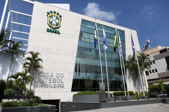 Nova liga de futebol é tentativa de fortalecimento dos clubes brasileiros