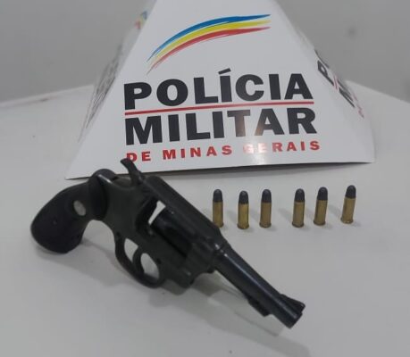 tatico-movel-detem-suspeito-e-apreende-arma-no-nova-vista