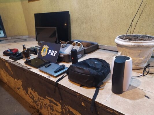 prf-detem-suspeitos-de-furtar-em-residencias-na-cidade-de-itabira