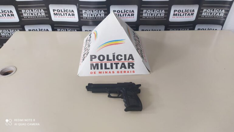 Menores roubam moto, tentam fugir da PM e acabam apreendidos em Monlevade; confira vídeo