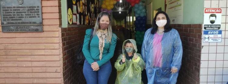 Alunos voltam às aulas presenciais em 85 escolas de Minas Gerais