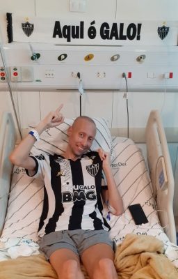 Torcedor símbolo do Galo morre após enfrentar câncer no estômago