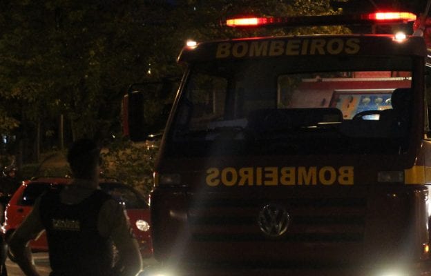 homem-briga-com-a-mulher-e-coloca-fogo-na-residencia-em-itabira