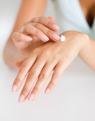 Como cuidar da saúde durante o tempo frio e seco? Confira dicas valiosas
