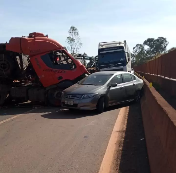 Confira como está o trânsito nas estradas após acidentes ocorridos hoje