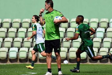Contra a Chape, Mancini pode manter o time do América que venceu o Flu