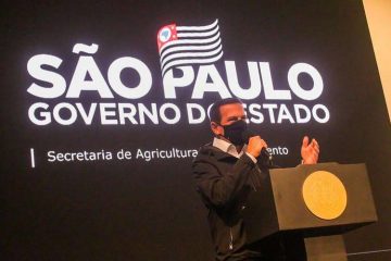 Doria diz que vai liberar público em estádios de SP em novembro