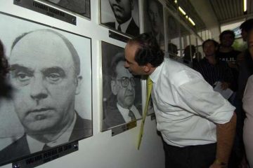 ‘Nunca ia prejudicar um estádio que tem o nome do meu pai’, responde Kalil