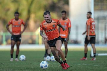 Atlético treina no Rio e encerra preparação para encarar o Fluminense