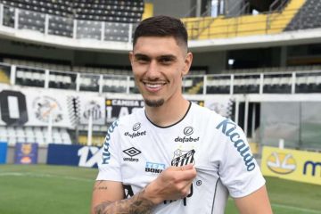Santos anuncia a contratação do zagueiro uruguaio Emiliano Velázquez