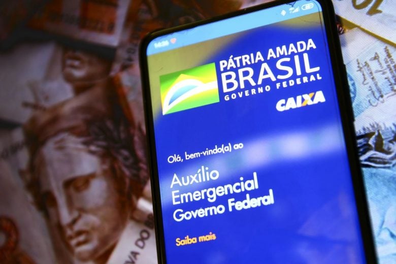 Caixa paga hoje auxílio emergencial a nascidos em setembro e outubro