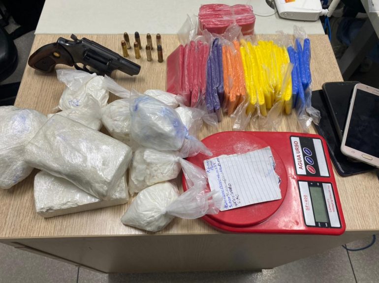 ‘Comércio varejista’ de cocaína é descoberto pela Polícia Civil em Contagem