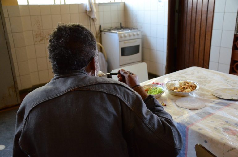 Frente fria: Assistência Social de Monlevade faz blitz durante a madrugada