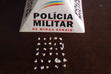 Suspeito é preso com pedras de crack em Santa Bárbara