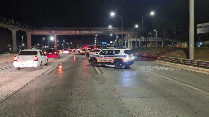 Homem morre atropelado na MG-010
