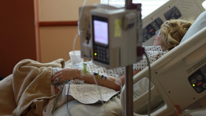 Ocupação de UTIs é crítica em oito Estados e DF; 13 capitais também têm situação alarmante